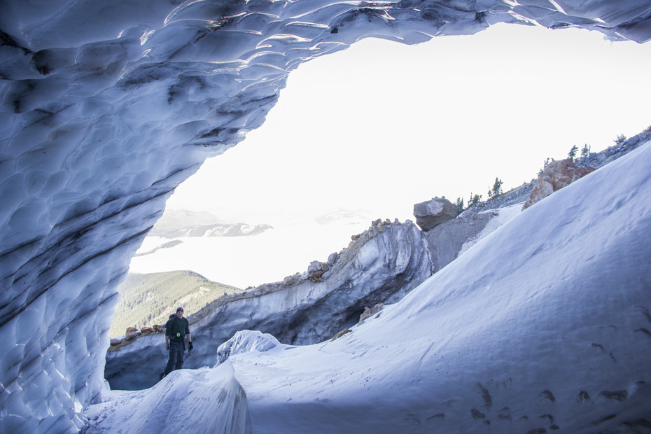 Mount Hood, Sandy Glacier Ice Caves - Mount Hood Wilderness - Climbing ...