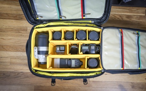 mountainsmith rolling luggage