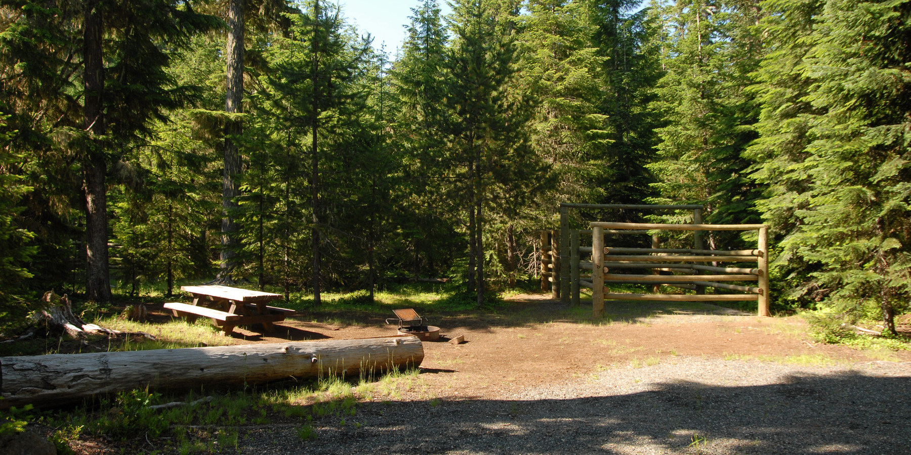 Clackamas Lake Campground Outdoor Project