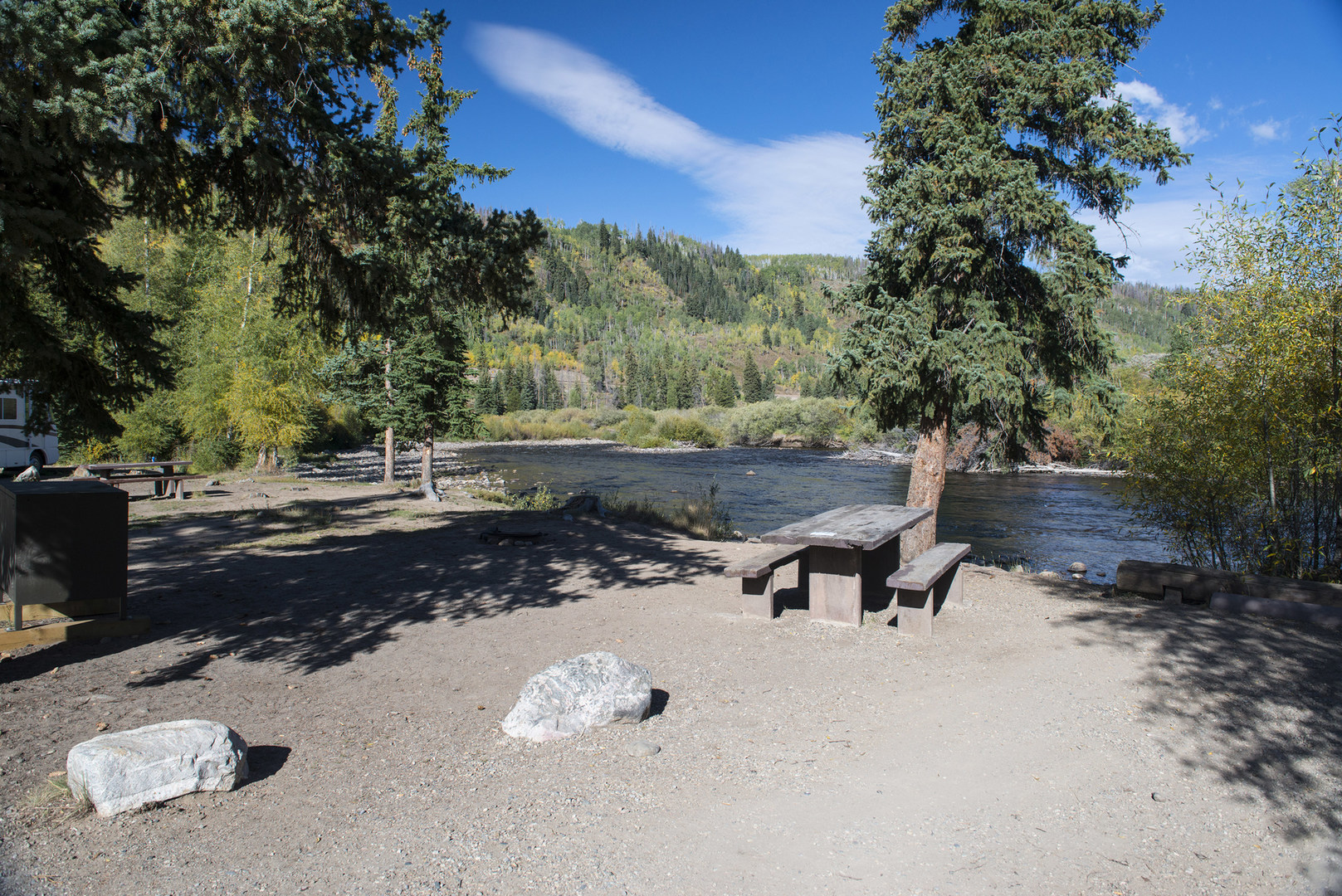 Escape to the Rockies: Colorado's Blue River Campground Awaits