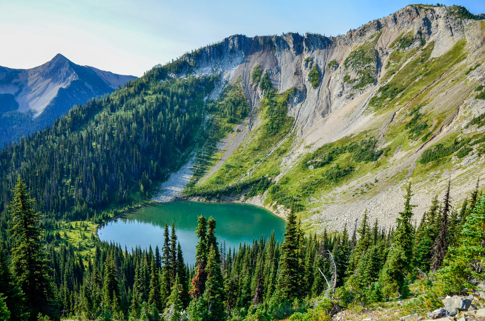 25 Photos That Will Make You Want To Hike The Pacific Northwest Trail   Oroville Ross 6642 