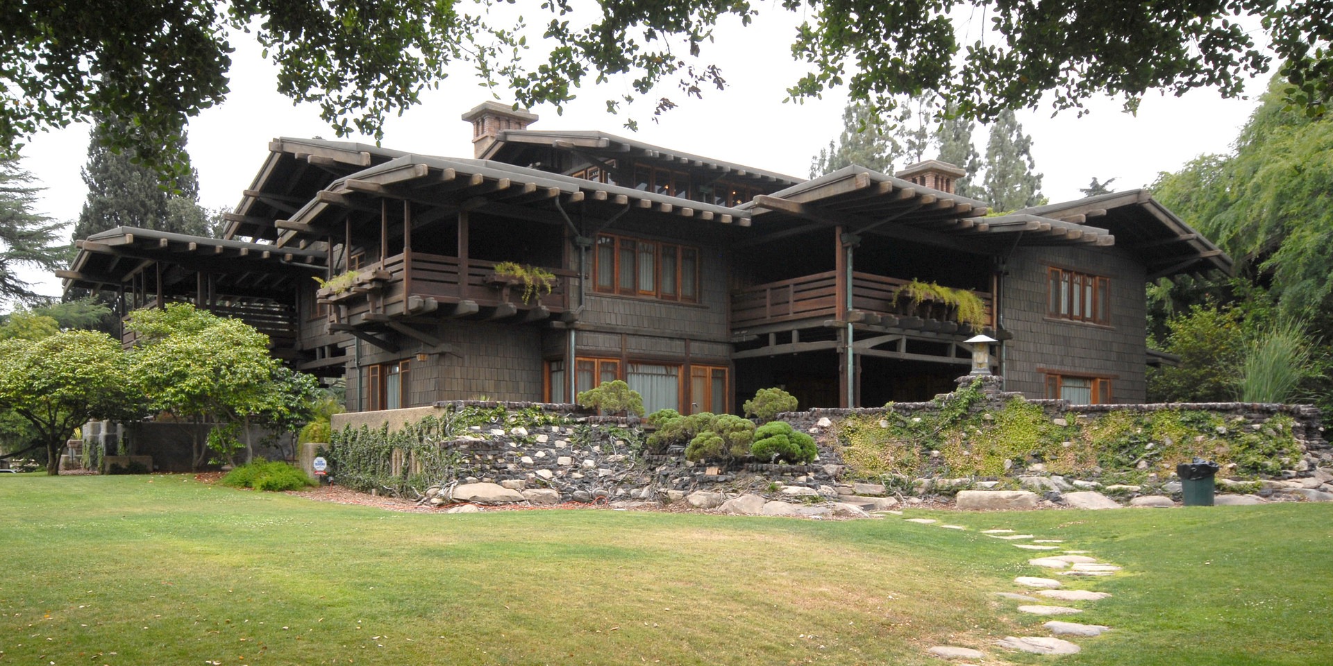 gamble-house-national-historic-landmark-outdoor-project