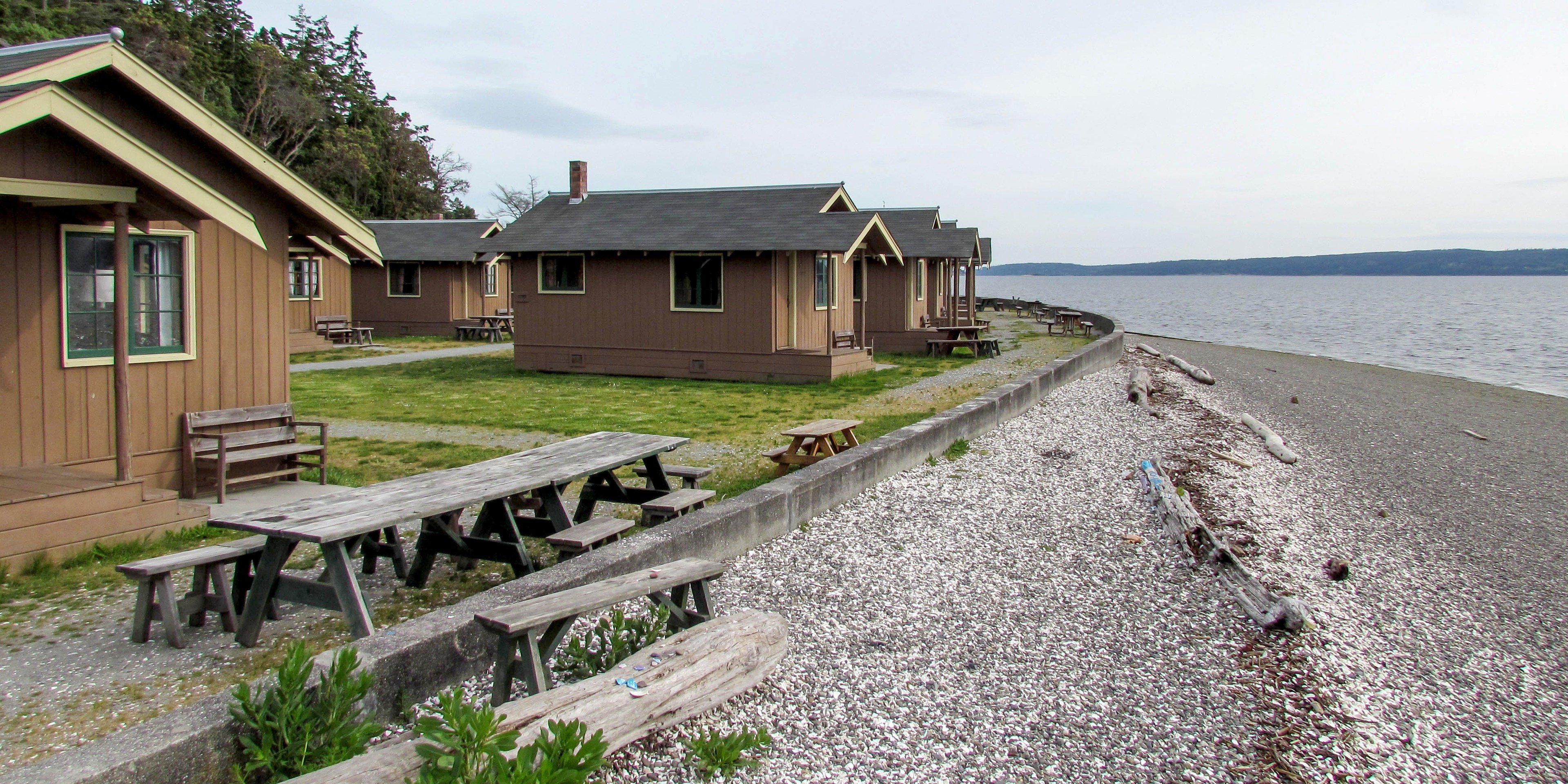 Discover the Best Camano Island Cabins: Cama Beach Retreats