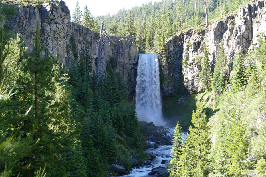 Tumalo Falls + Creek Hike | Outdoor Project