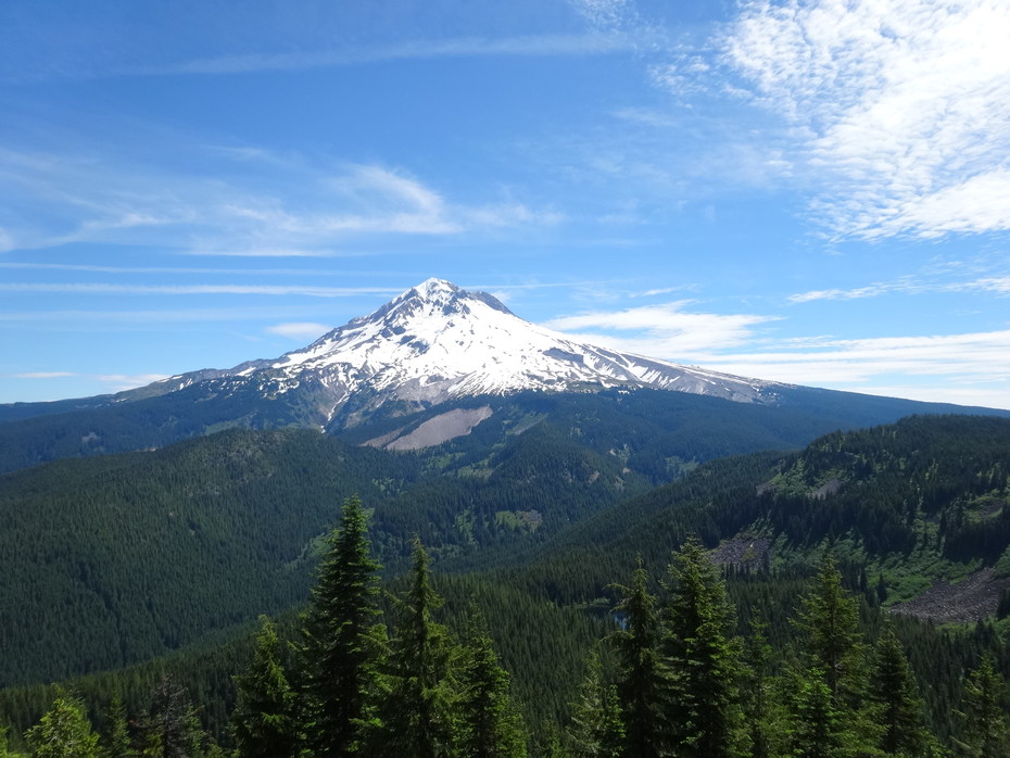 Burnt Lake + Zigzag Mountain - Mount Hood Wilderness - hiking in Oregon