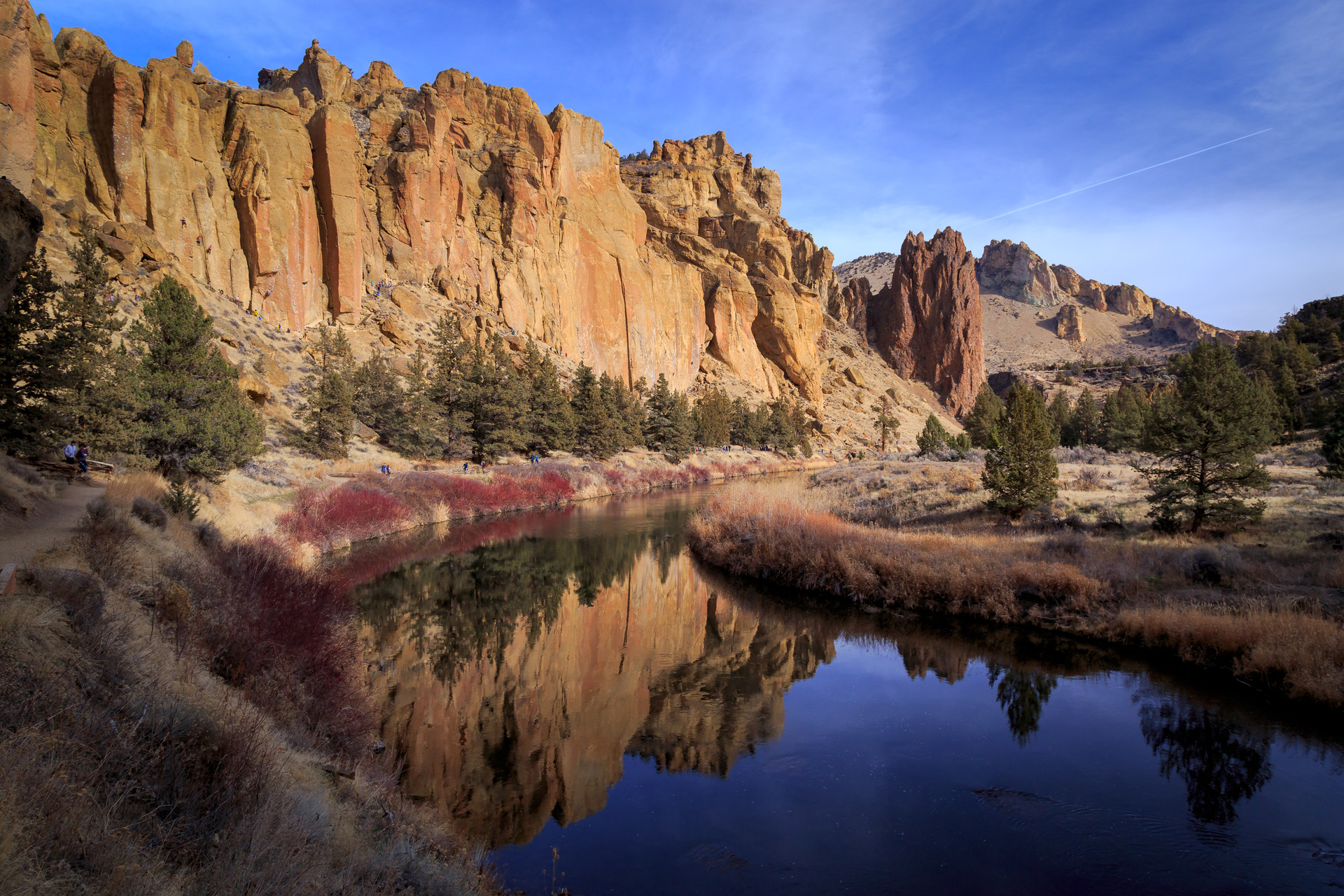 Smith Rock, River Trail Hike | Outdoor Project