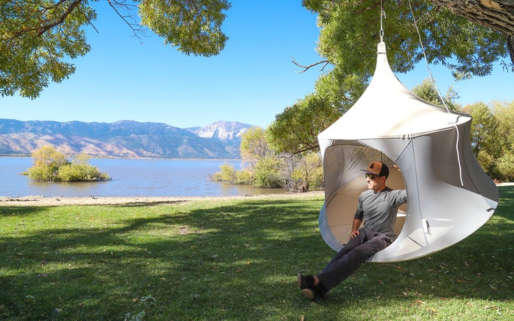 tree pod lounger